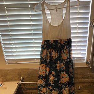 Pink blush maternity maxi dress medium